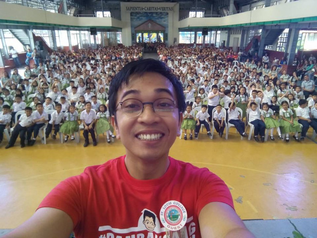 Filipino Graduation Speaker and Commencement Speech Writer Filipino Graduation Speaker and Commencement Speech Writer