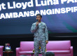 Filipino motivational speaker Lloyd Luna speaking in the Philippine Air Force Gender and Development Event